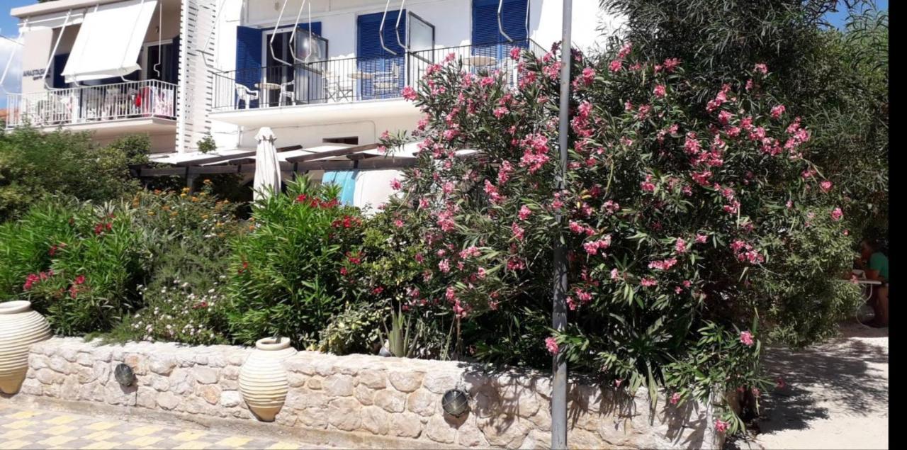 Vikos Beach Apartments Paralia Irion Zewnętrze zdjęcie